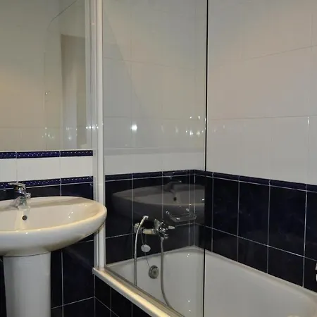 Hotel Ocurris 2*