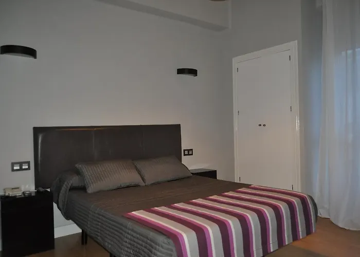 Hotel Ocurris 2*